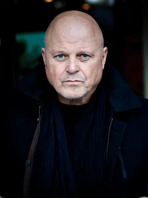 Michael Chiklis